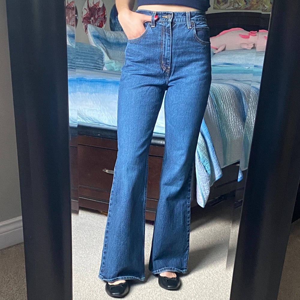 New Levi’s 70’s High Flare Size 26 Waist 32 Length High Rise Flared Blue Jeans